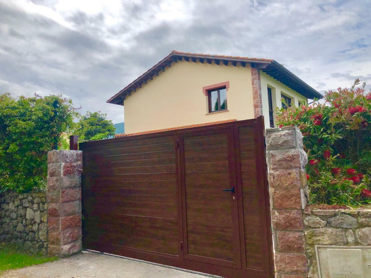 Casa Frente A Los Bufones De Pria Villa Llames de Pría Esterno foto